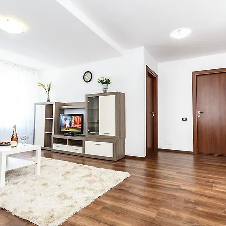 Apartment Alba Iulia Square14 *